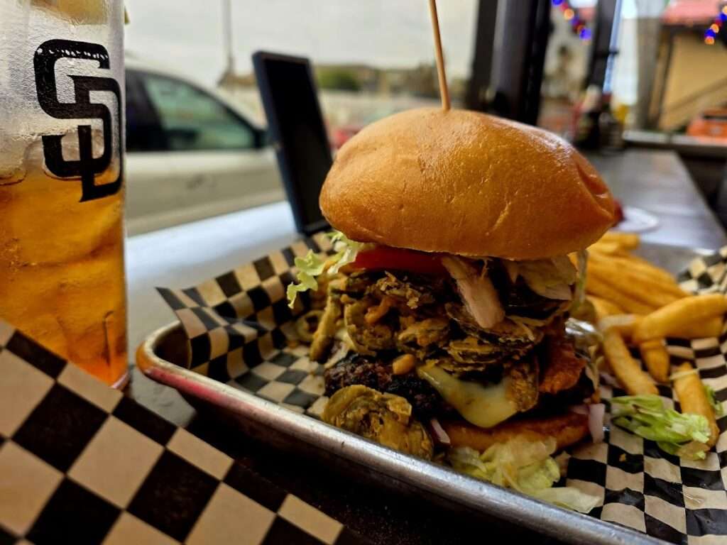 IB Forum Sports Bar & Grill photo 4